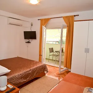 3* Penzion El Mirador With Balcony